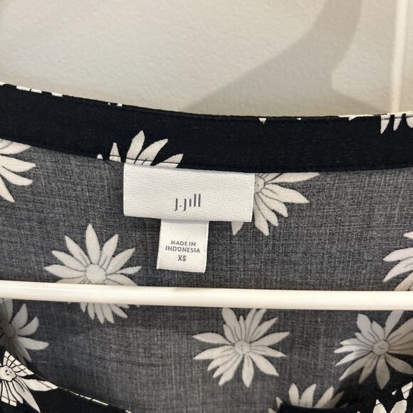 J. Jill Ruffled-Hem Daisy-Print Black White Dress Size XS - Picture 2 of 4